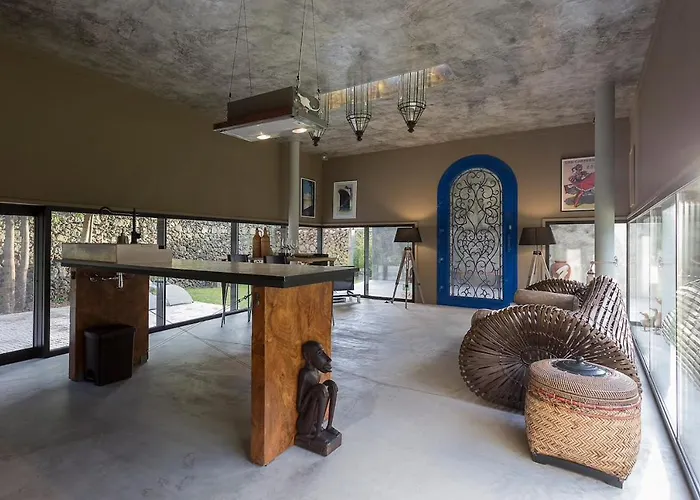 Astrolabio Refugio * Rabo de Peixe